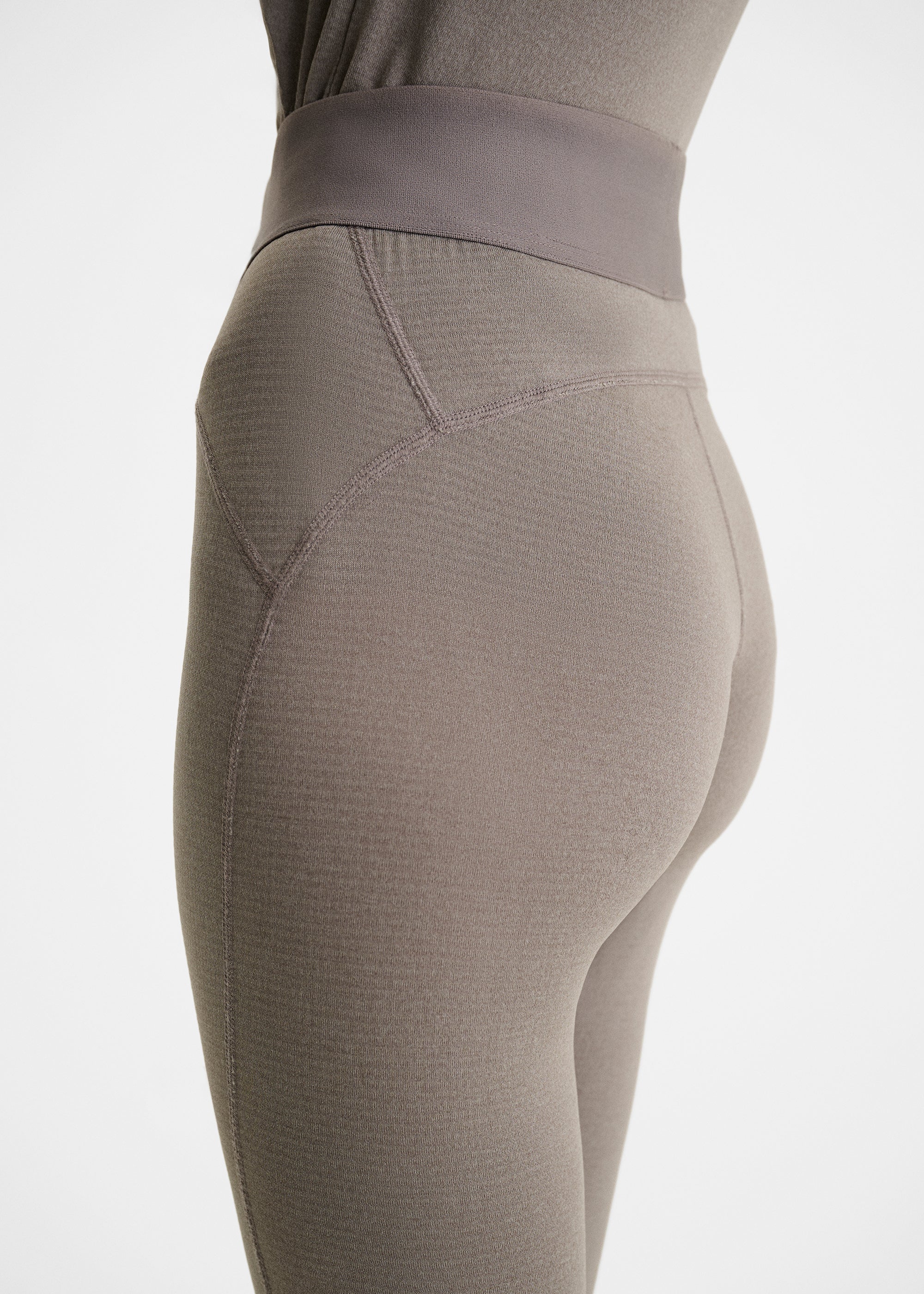 Berry Baselayer Leggings