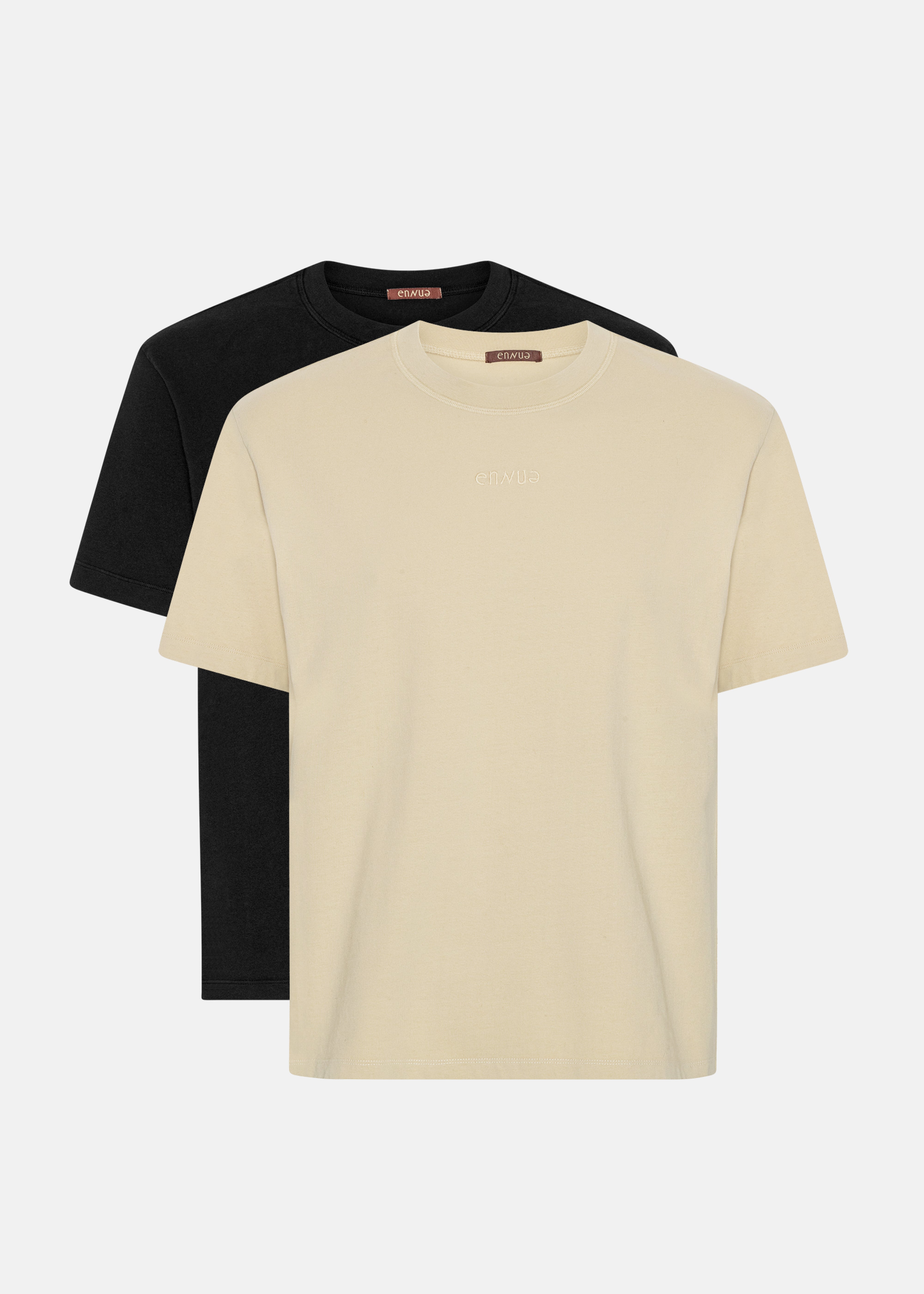 2 × Titan Heavyweight T-Shirt