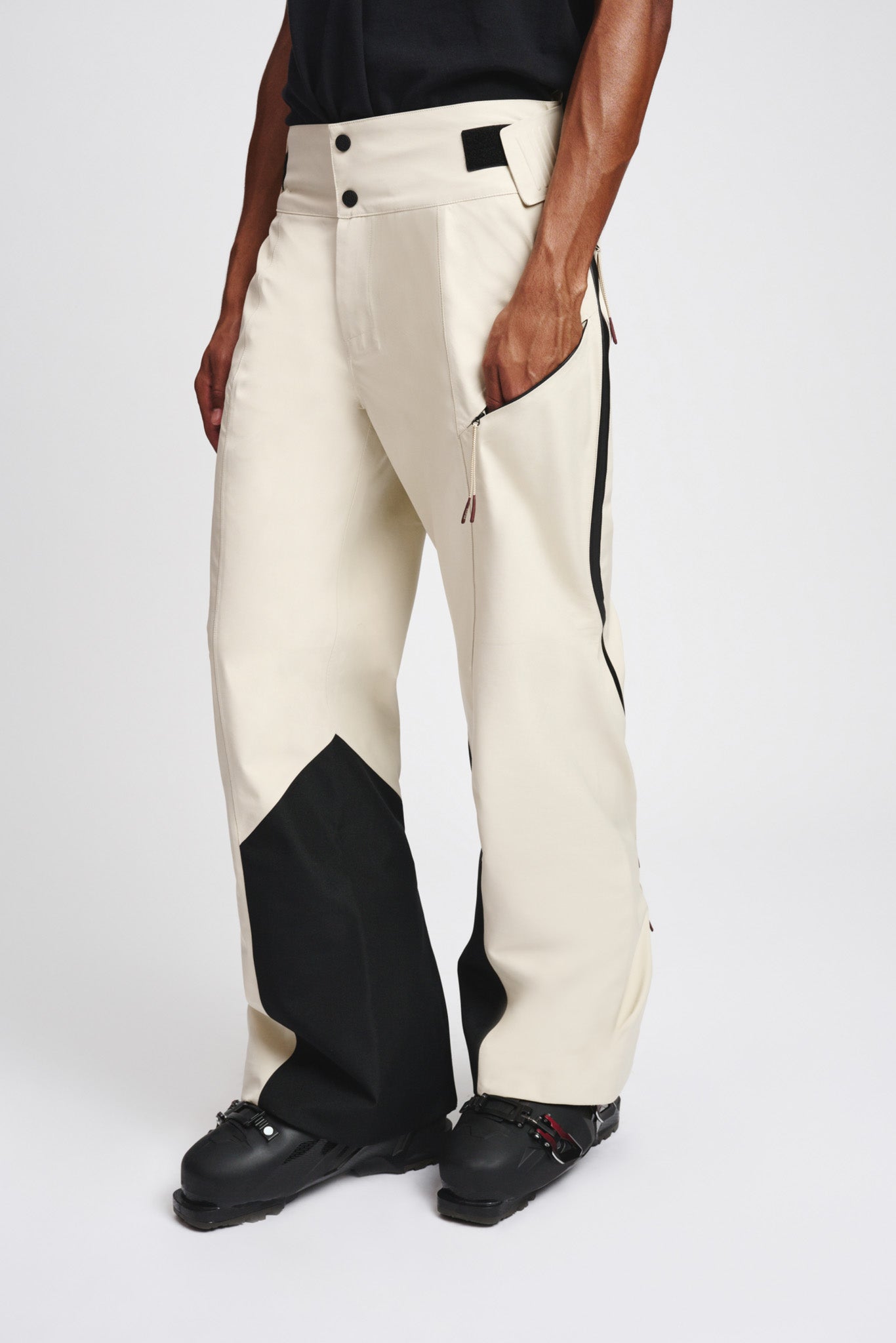 Turf Shell Pants Light Beige M
